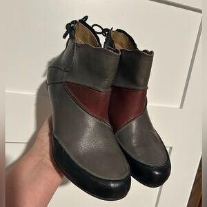 Aetrex Color Block Leather Booties Size 7